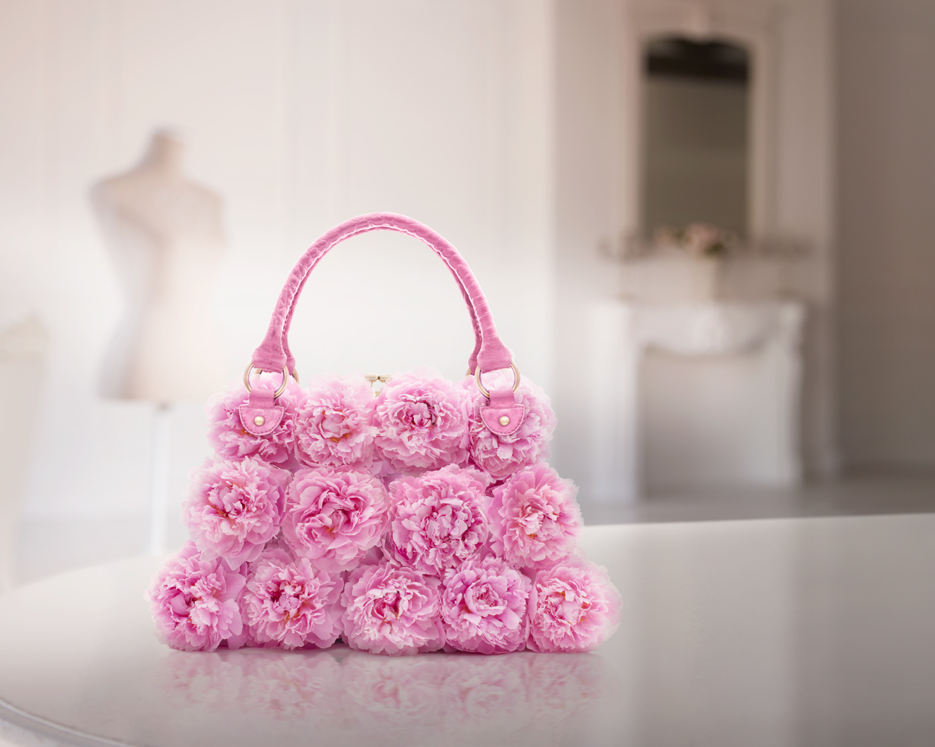 Stl_Firmenich_PEONIA_BAG_ext